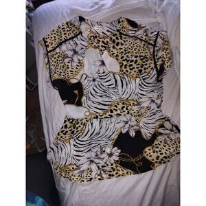 Monteau Womens Size XL Blouse Flutter Cap Sleeve Top Graphic Design Animal Print